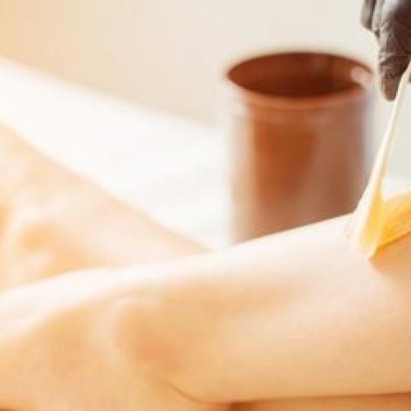 Depilazione con Resina e Cera